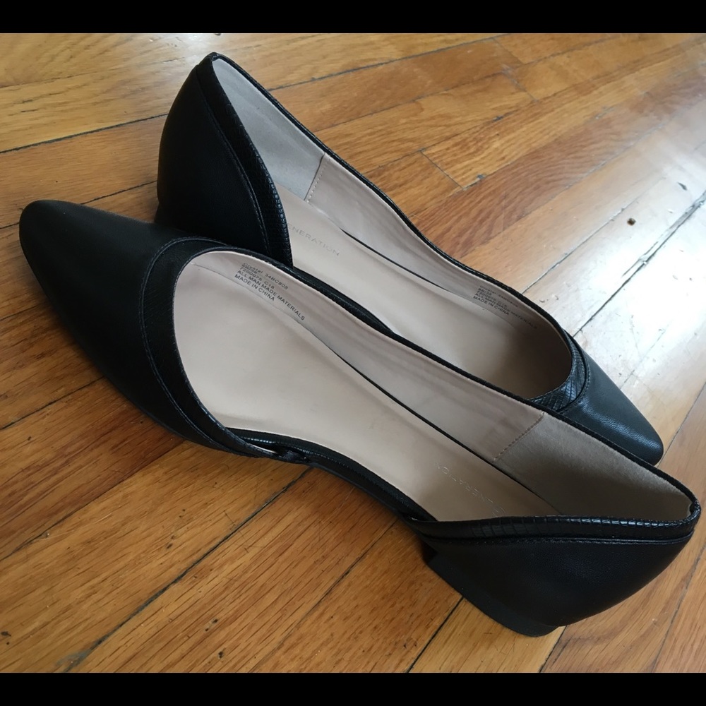 Black BCBG Pointed Flats